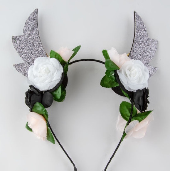 Full Tilt Accessories - HALLOWEEN NWT Full Tilt Flower Antler Ears Headband